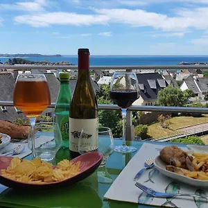  Appartement Bretagne Vue Exceptionnelle Sur Les Hauts D'erquy Au Calme ! Et Au Pied Du Gr34